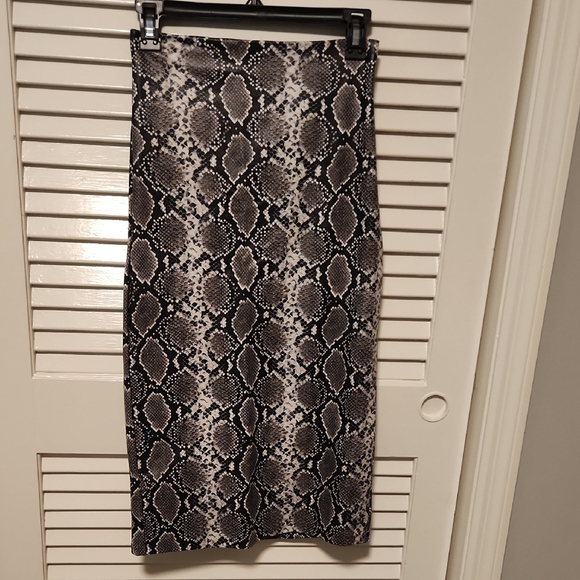 Commando Dresses & Skirts - Snake Print Midi Skirt - Black & Cream